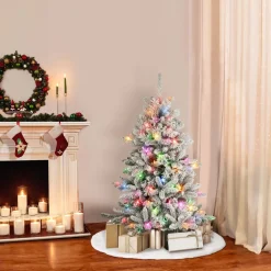 Shop The Holiday Aisle 4' 5'' H Green Pine Christmas Tree With 150 Lights