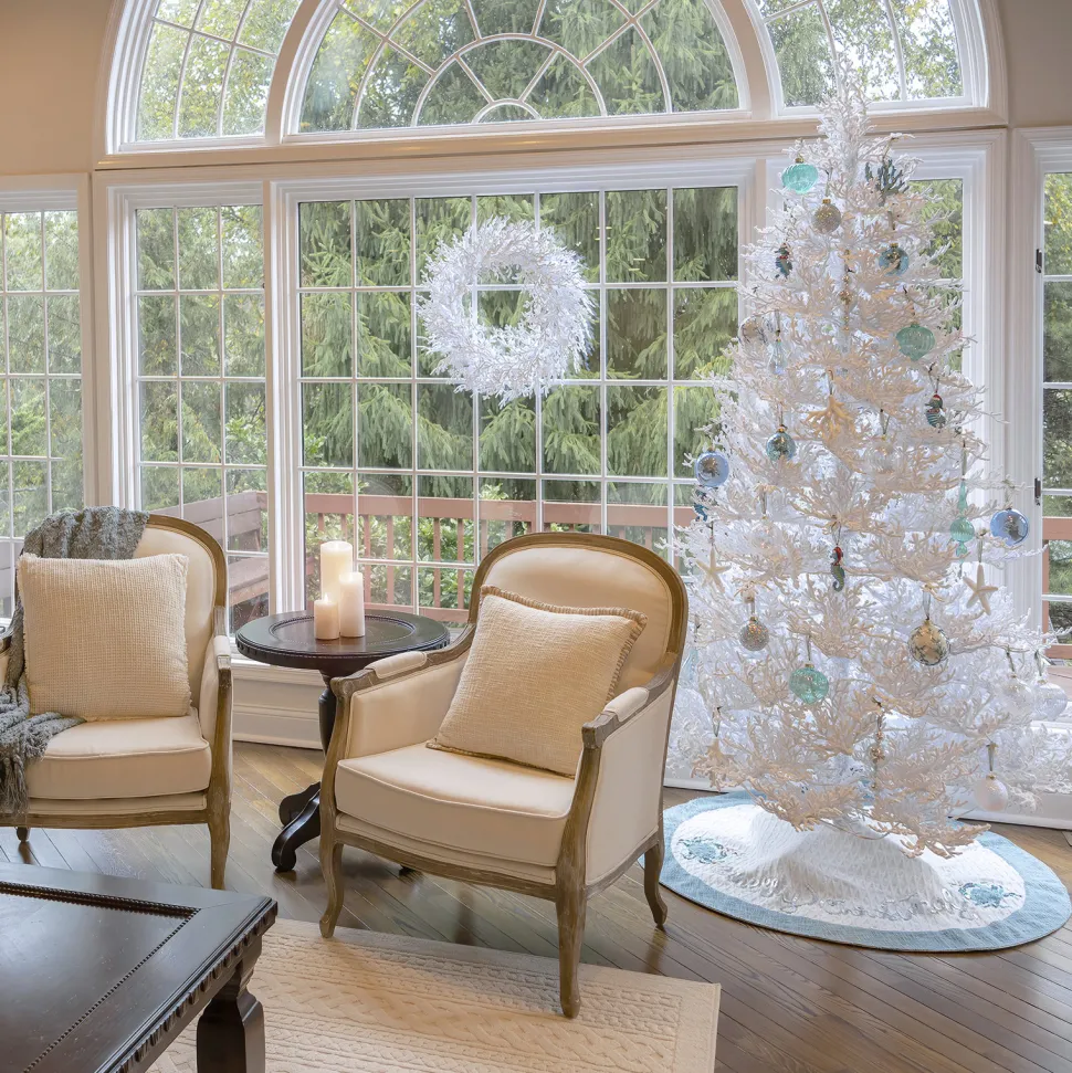 Discount HGTV Home Collection 9' Coral Most Realistic Artificial Christmas Tree With 1250 Led Lights