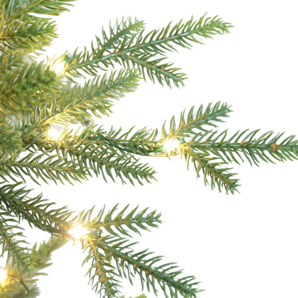 Best The Holiday Aisle 90" H Green Realistic Artificial Spuce Christmas Tree With 1000 Lights