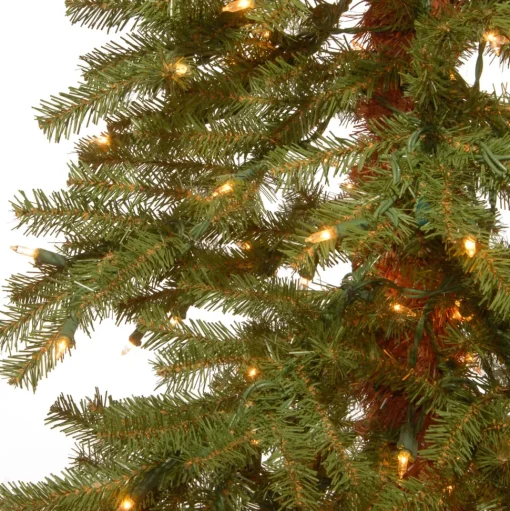Fashion Steelside Green Artificial Christmas Tree With 150 Clear/White Lights