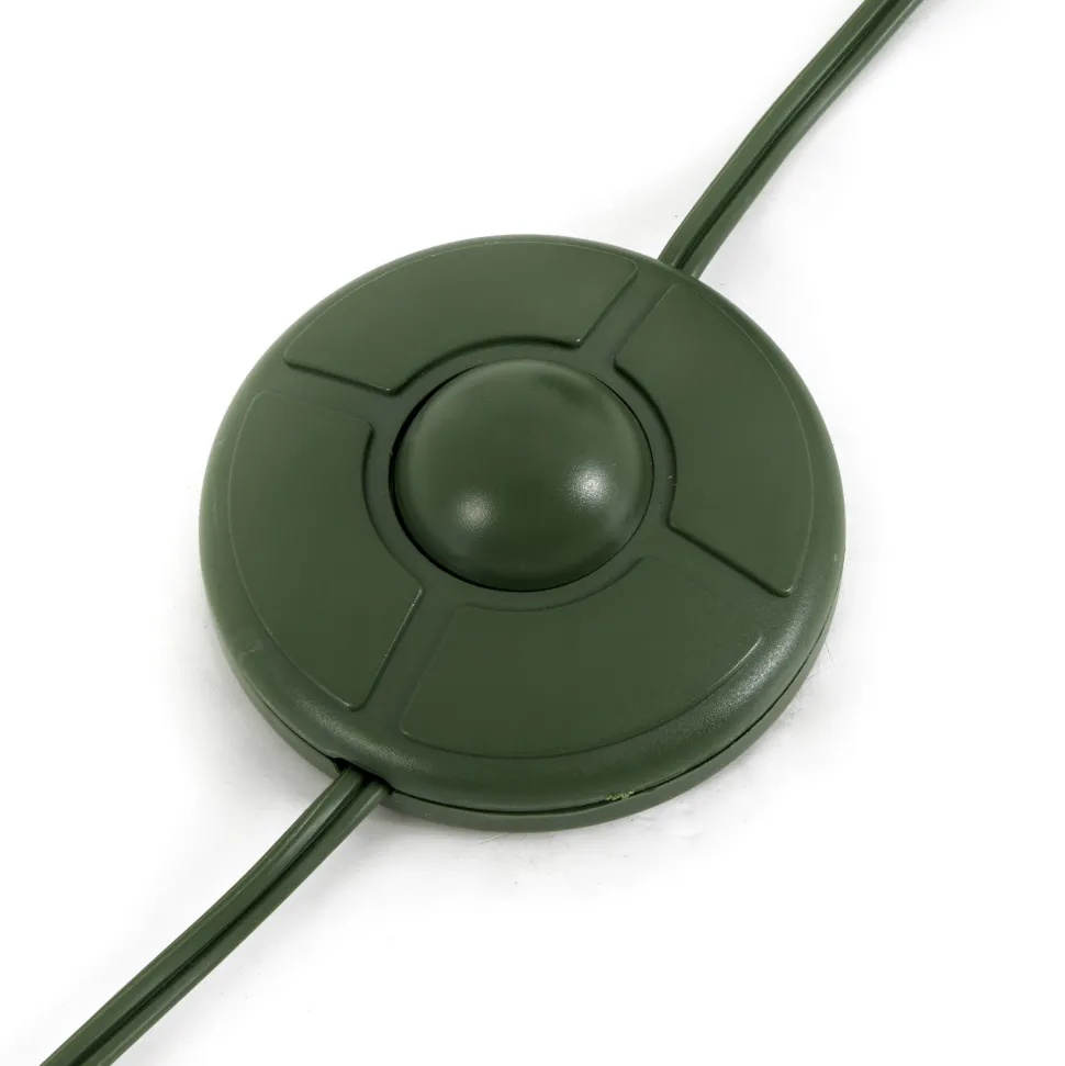 Clearance The Holiday Aisle Home Heritage Pine 7 Ft Artificial Half Christmas Tree Prelit W/ 150 Led Lights