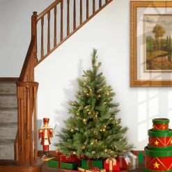 Clearance Steelside Isenhour Extra Full Green Tree Family Flocked/Frosted Christmas Tree And Pinecones