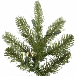 Sale The Holiday Aisle King 5.5' Green Spruce Trees Artificial Christmas Tree With 250 Led Clear/White Lights